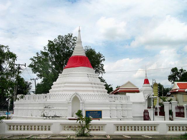 Wat Paramaiyikawat